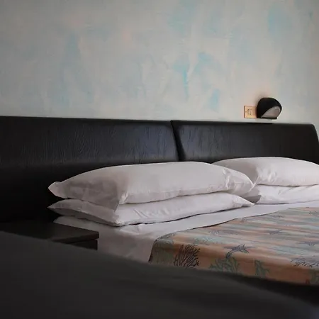 Manila 2* Червия