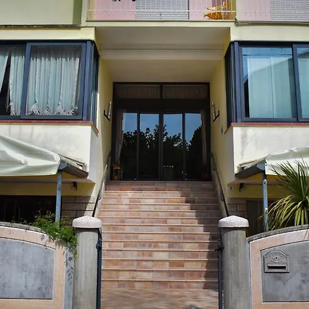 Manila Отель Червия