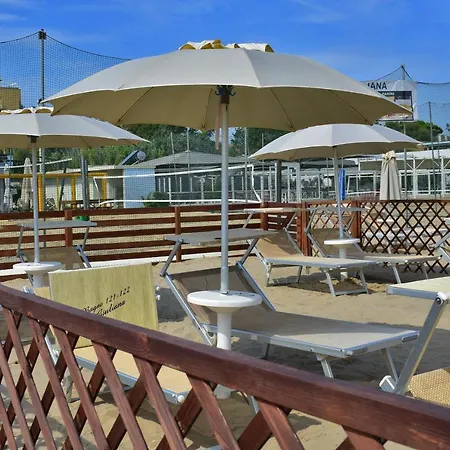 Hotel Manila Cervia
