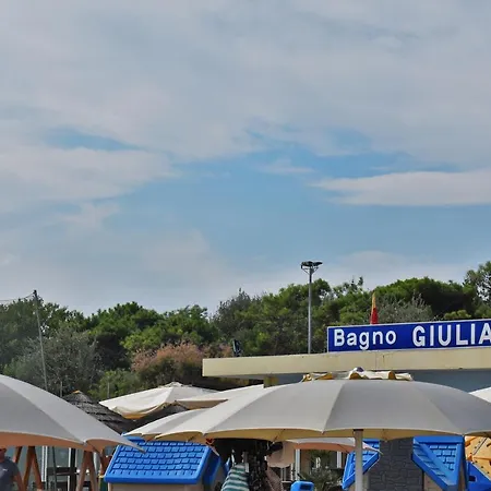 מלון Manila קרביה