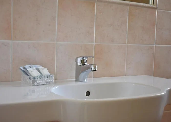 Manila فندق تّشيرفييا